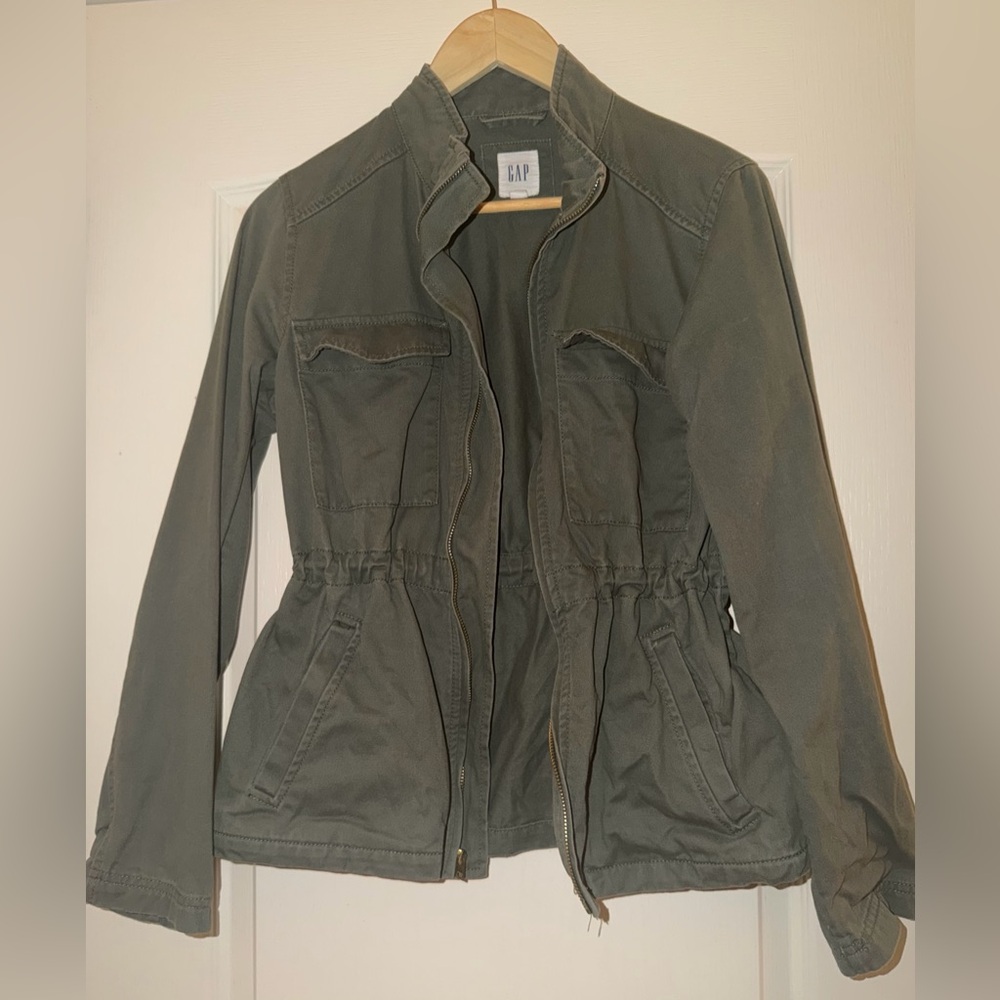 GAP Women's Utility Jacket in Olive Green